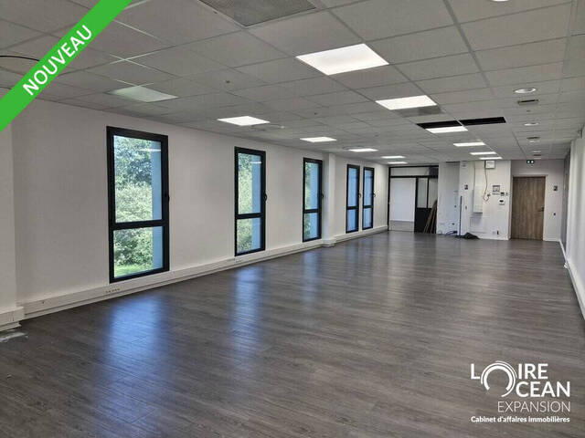 Louer Local 112 m² Pornic (44210)