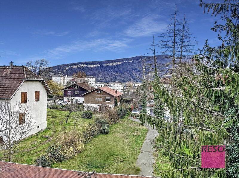 Buy apartment 5 rooms 145.89 m² in Annemasse 74100