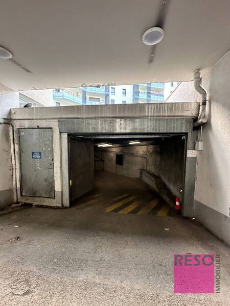 Vente parking 15 m² à Annemasse 74100