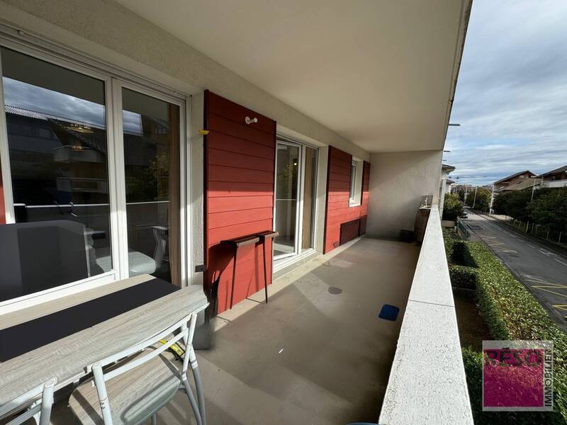 Buy apartment 2 rooms 45 m² in Thonon-les-Bains 74200