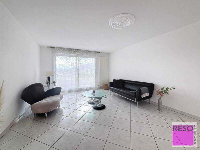 Location appartement 3 pièces 93 m² à Gaillard 74240 - 2 000 €