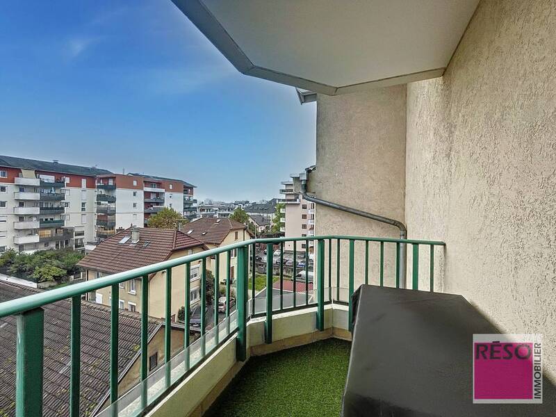 Buy apartment 4 rooms 91.28 m² in Annemasse 74100