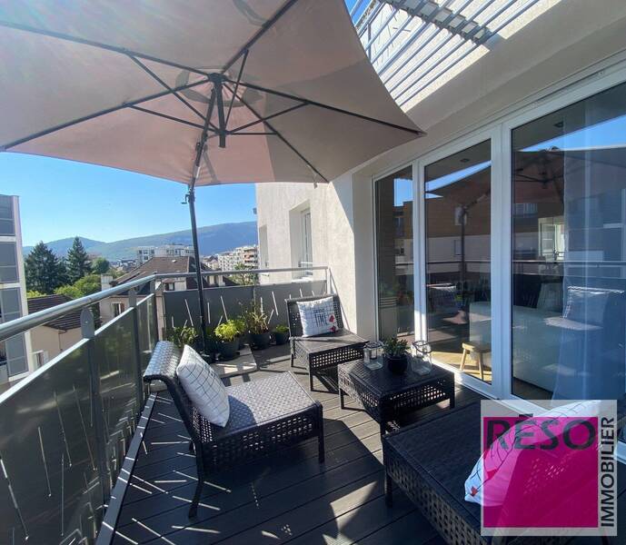 Rent apartment 4 rooms 85 m² in Annemasse 74100 - 1 900 €