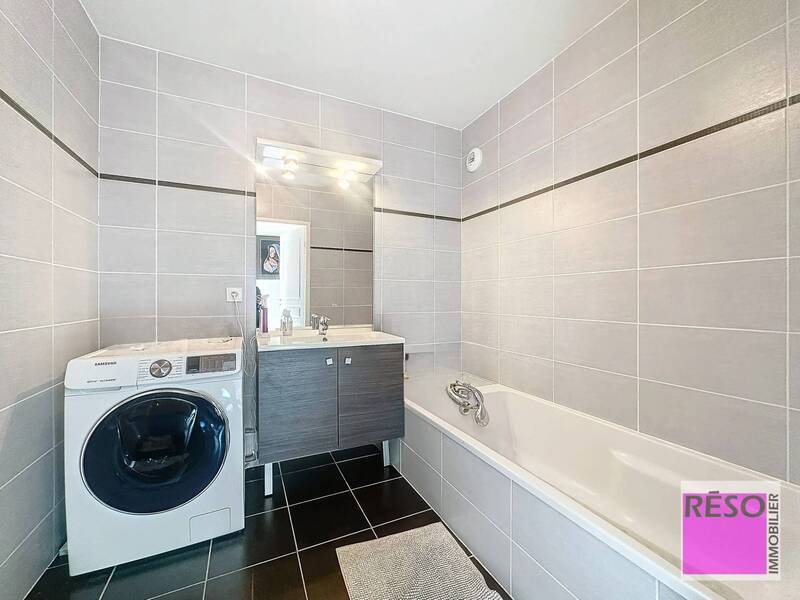 Buy apartment 4 rooms 105.15 m² in Annemasse 74100