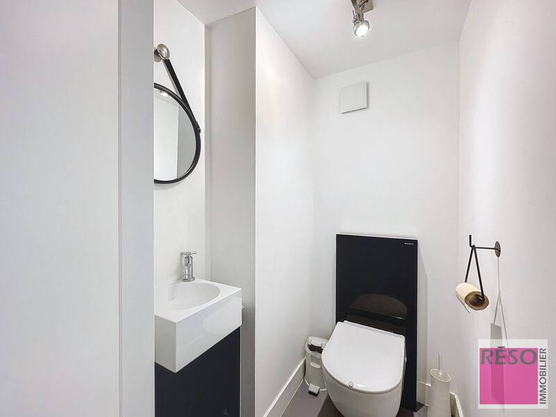 Buy apartment 4 rooms 130.6 m² in Annemasse 74100