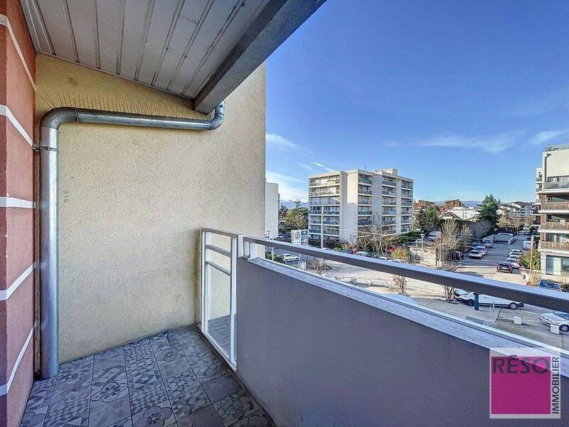 Buy apartment 4 rooms 130.6 m² in Annemasse 74100