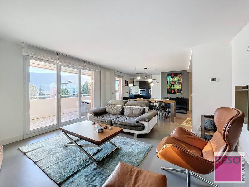 Buy apartment 4 rooms 130.6 m² in Annemasse 74100