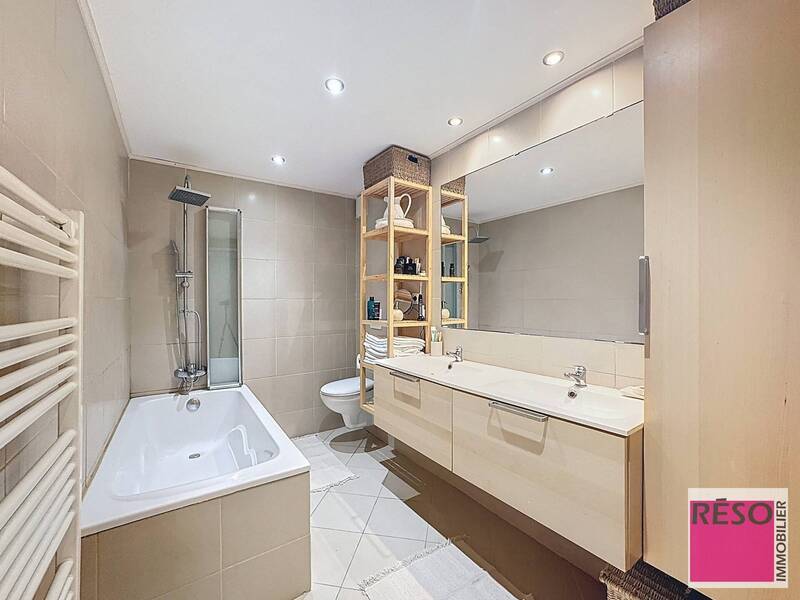 Buy apartment 3 rooms 93 m² in Veigy-Foncenex 74140