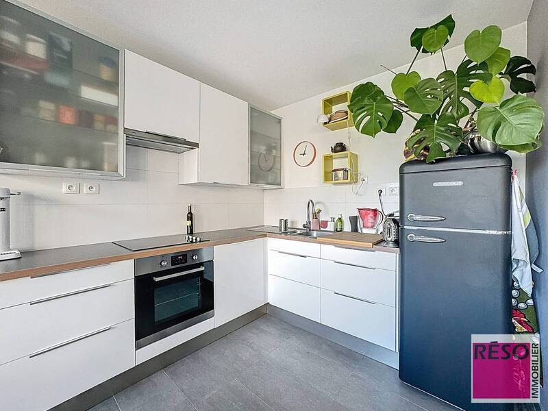 Location appartement 3 pièces 77 m² à Gaillard 74240 - 1 595 €