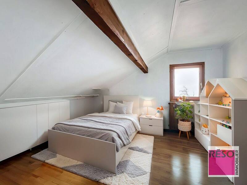 Buy house 5 rooms 82.56 m² in Lucinges 74380