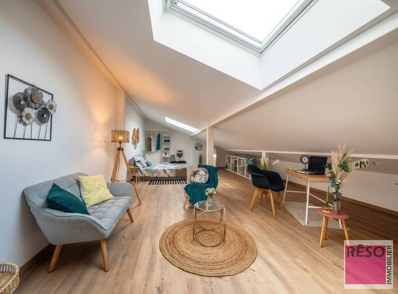 Buy apartment 3 rooms 73.22 m² in Saint-Pierre-en-Faucigny 74800