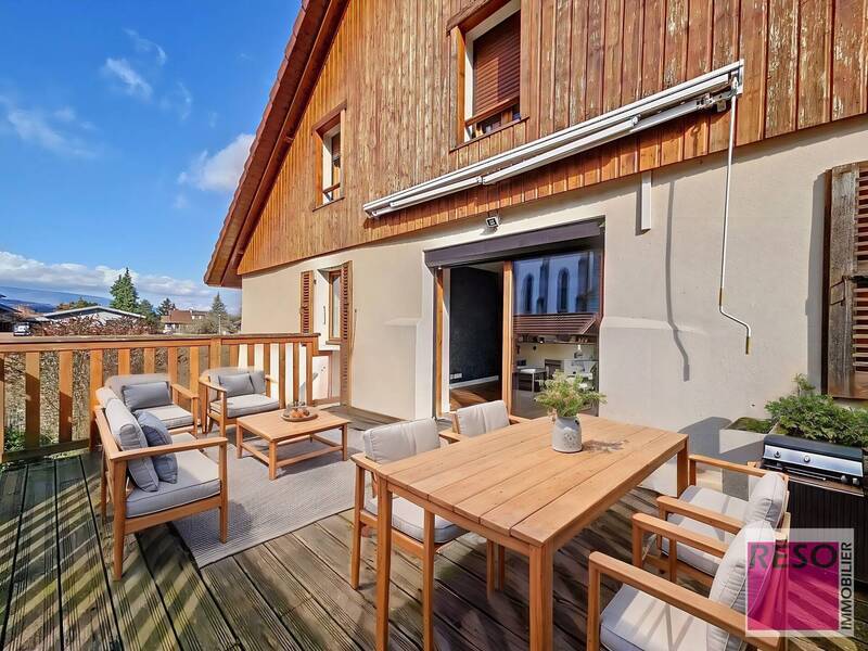 Buy apartment 6 rooms 121 m² in Amancy 74800