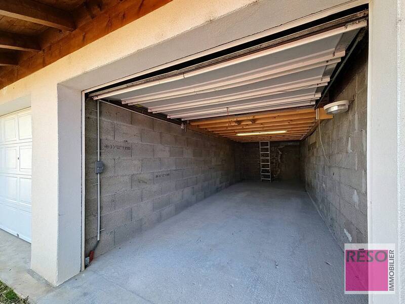 Buy apartment 6 rooms 121 m² in Amancy 74800