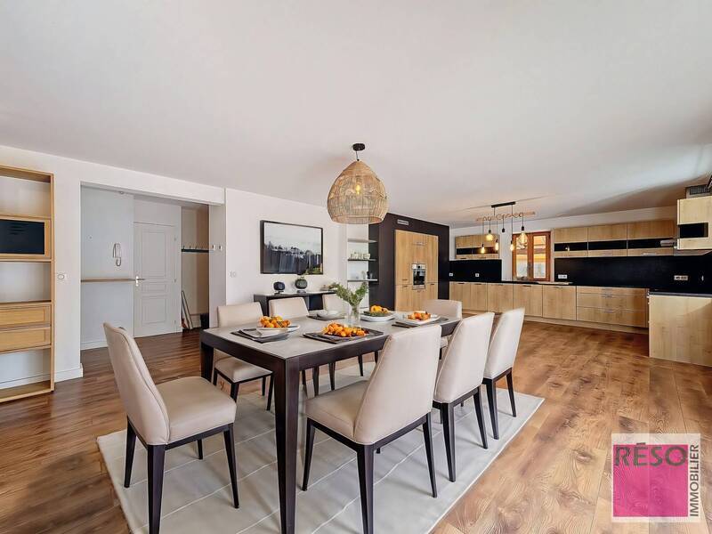 Buy apartment 6 rooms 121 m² in Amancy 74800