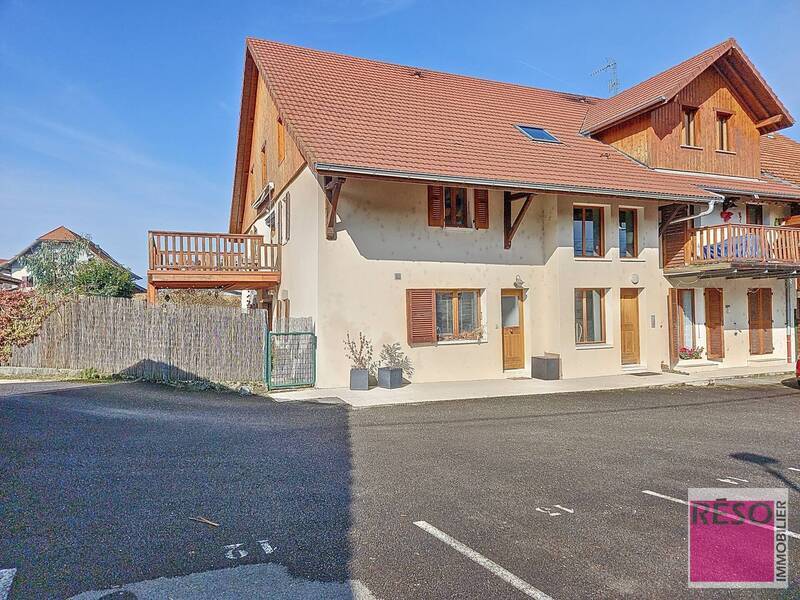 Buy apartment 6 rooms 121 m² in Amancy 74800