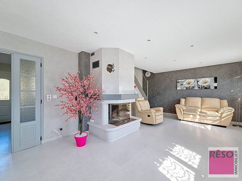 Buy house 5 rooms 105 m² in Habère-Poche 74420
