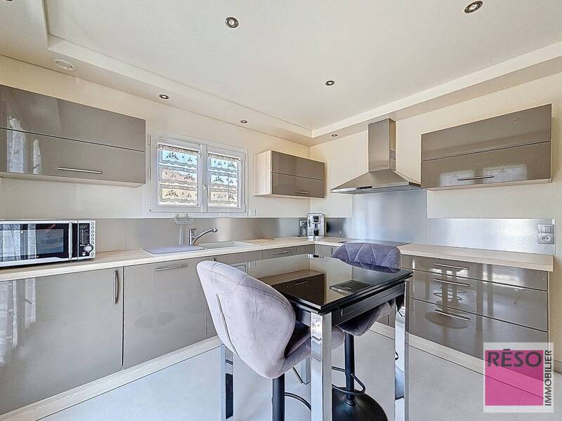 Buy house 5 rooms 105 m² in Habère-Poche 74420