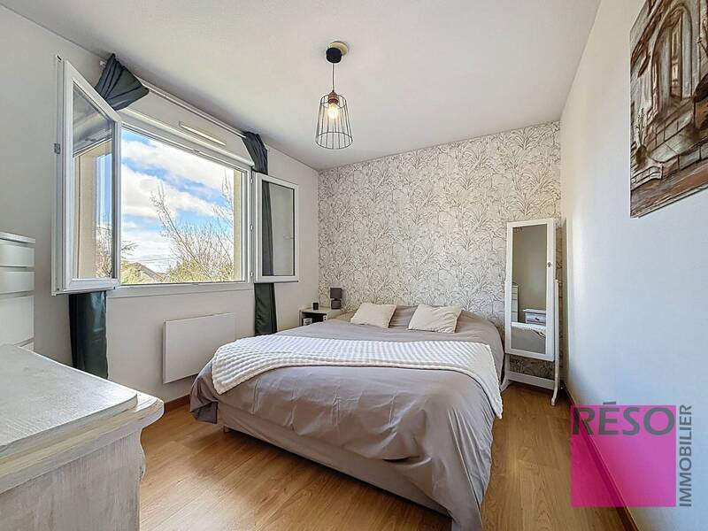 Buy apartment 4 rooms 82 m² in Vers 74160