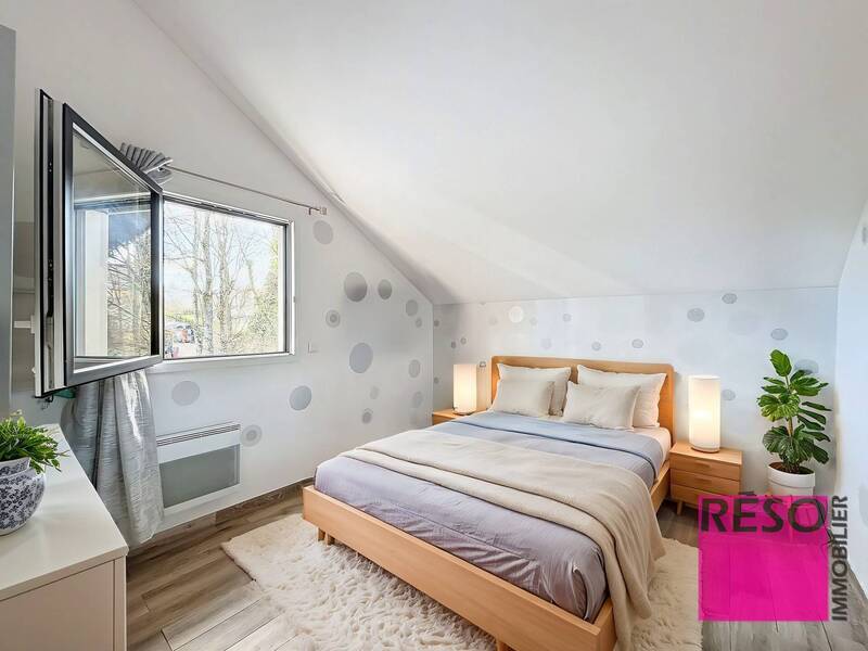 Buy house 5 rooms 81.53 m² in Vers 74160