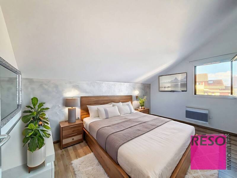 Buy house 5 rooms 81.53 m² in Vers 74160