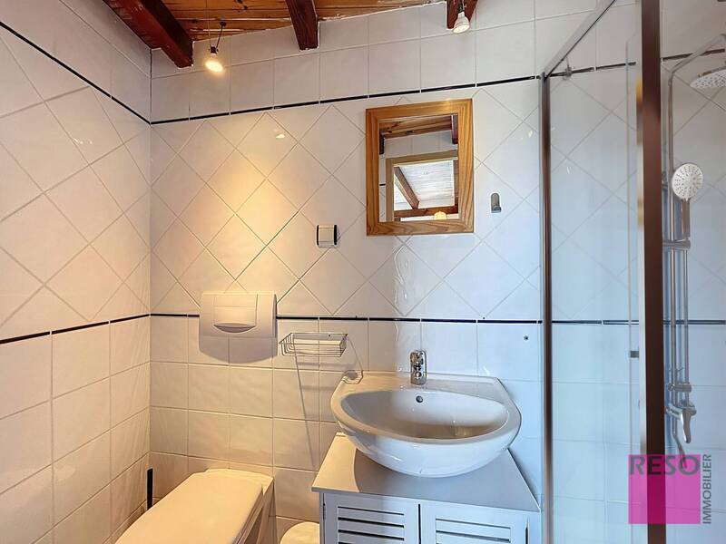 Buy house 7 rooms 172.93 m² in Collonges-sous-Salève 74160