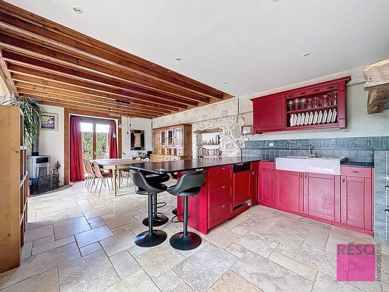 Buy house 7 rooms 172.93 m² in Collonges-sous-Salève 74160