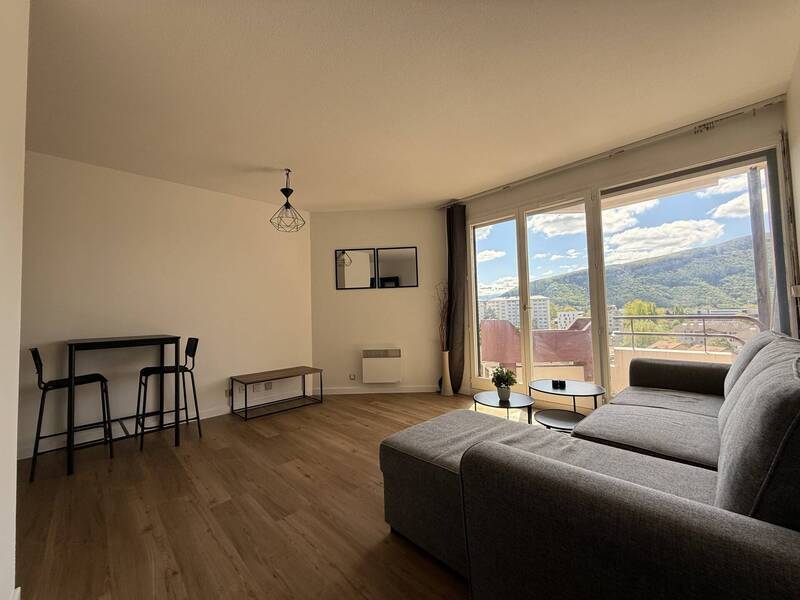 Location appartement 1 pièce 31 m² à Annemasse 74100 - 1 150 €