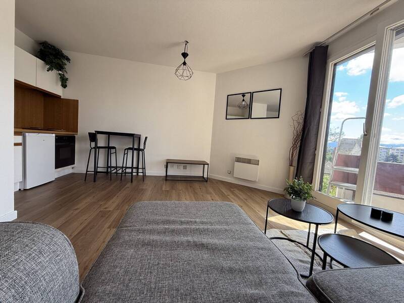 Location appartement 1 pièce 31 m² à Annemasse 74100 - 1 150 €
