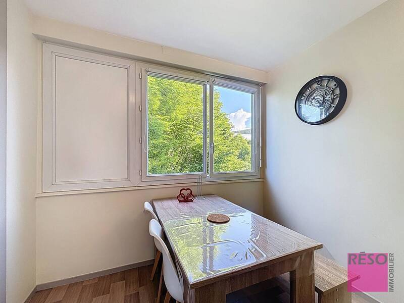 Rent apartment 2 rooms 46 m² in Gaillard 74240 - 1 400 €