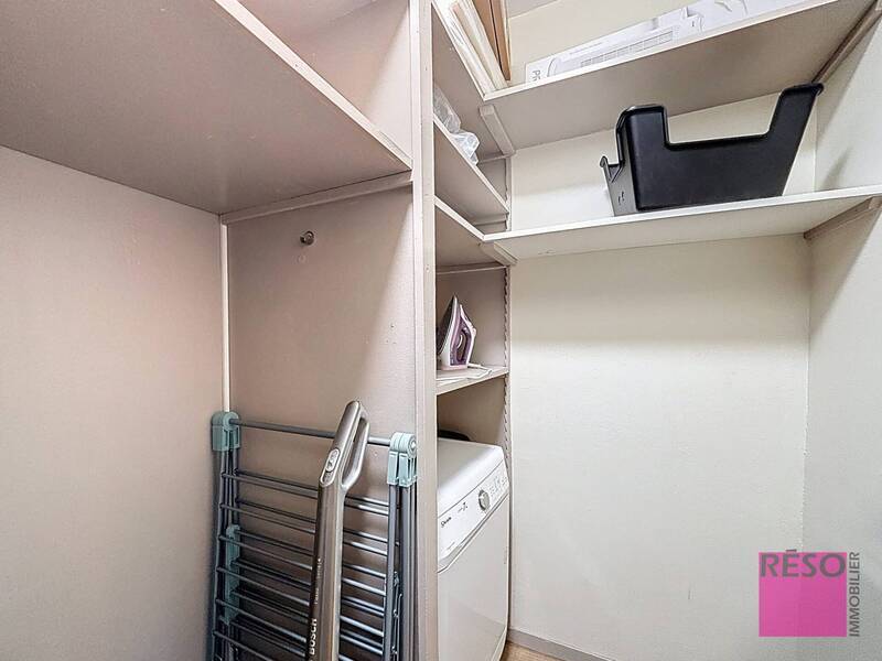 Rent apartment 2 rooms 46 m² in Gaillard 74240 - 1 400 €