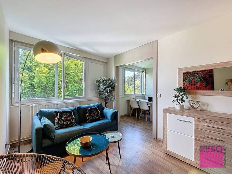 Rent apartment 2 rooms 46 m² in Gaillard 74240 - 1 400 €