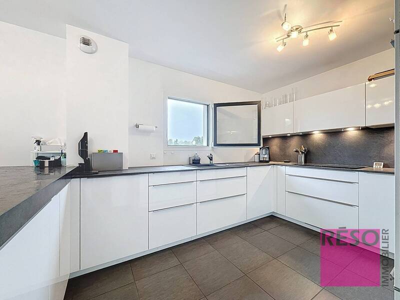 Vente maison 5 pièces 116 m² à Gaillard 74240