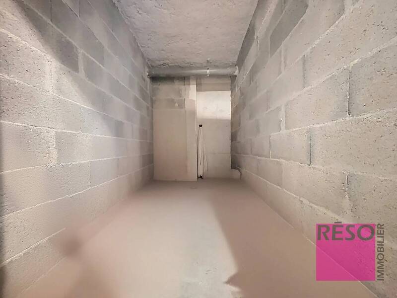 Buy apartment 4 rooms 82 m² in Vers 74160