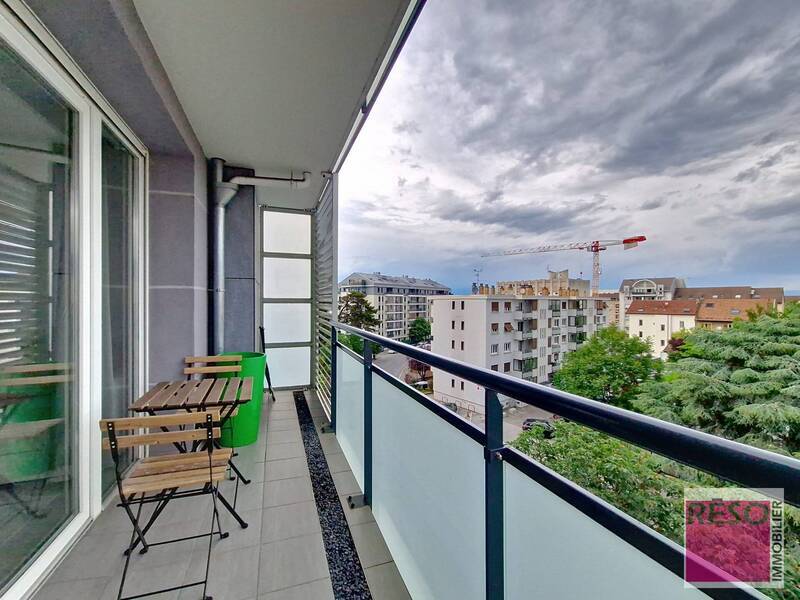 Location appartement 2 pièces 43 m² à Annemasse 74100 - 1 350 €