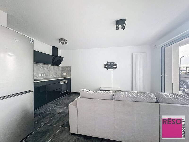 Location appartement 2 pièces 42 m² à Annemasse 74100 - 1 350 €
