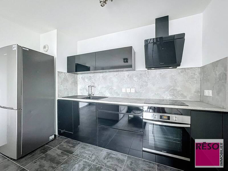 Location appartement 2 pièces 42 m² à Annemasse 74100 - 1 350 €