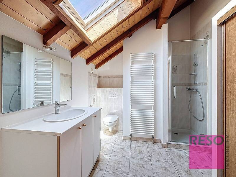 Location maison 4 pièces 147 m² à Feigères 74160 - 2 350 €