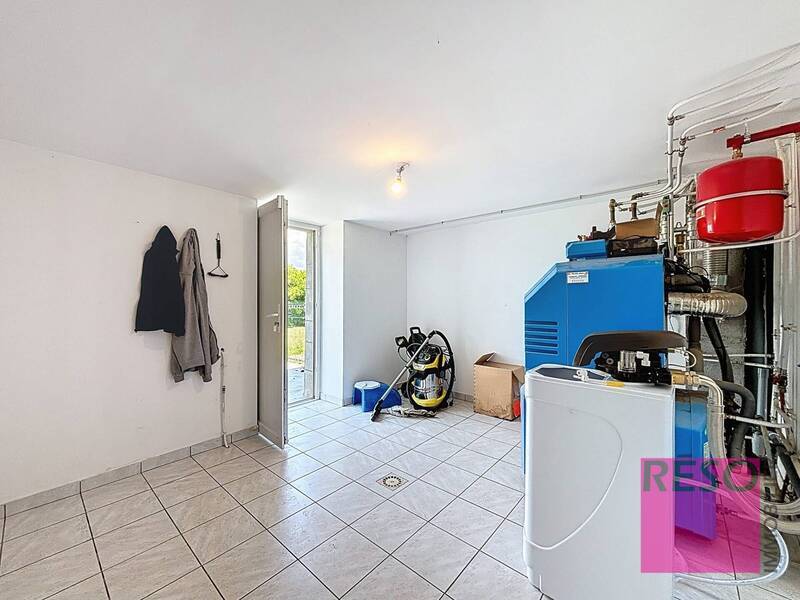 Location maison 4 pièces 147 m² à Feigères 74160 - 2 350 €
