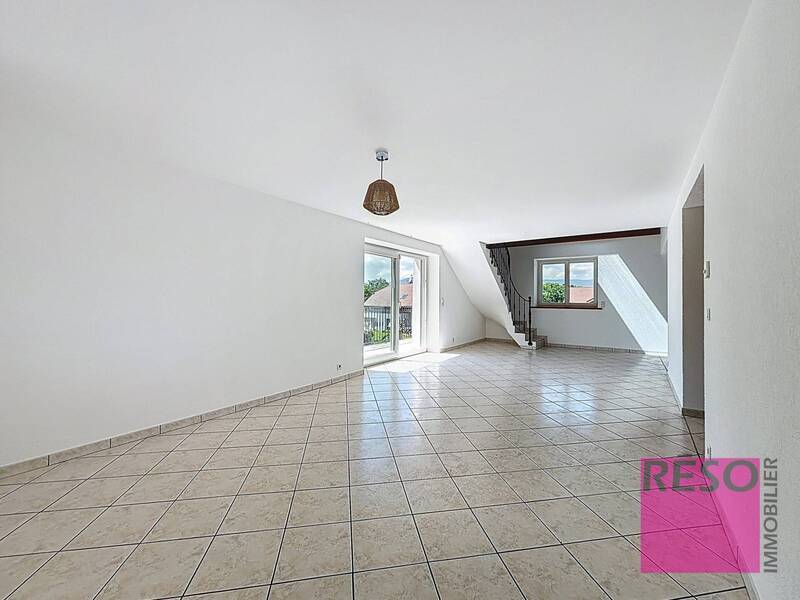 Location maison 4 pièces 147 m² à Feigères 74160 - 2 350 €