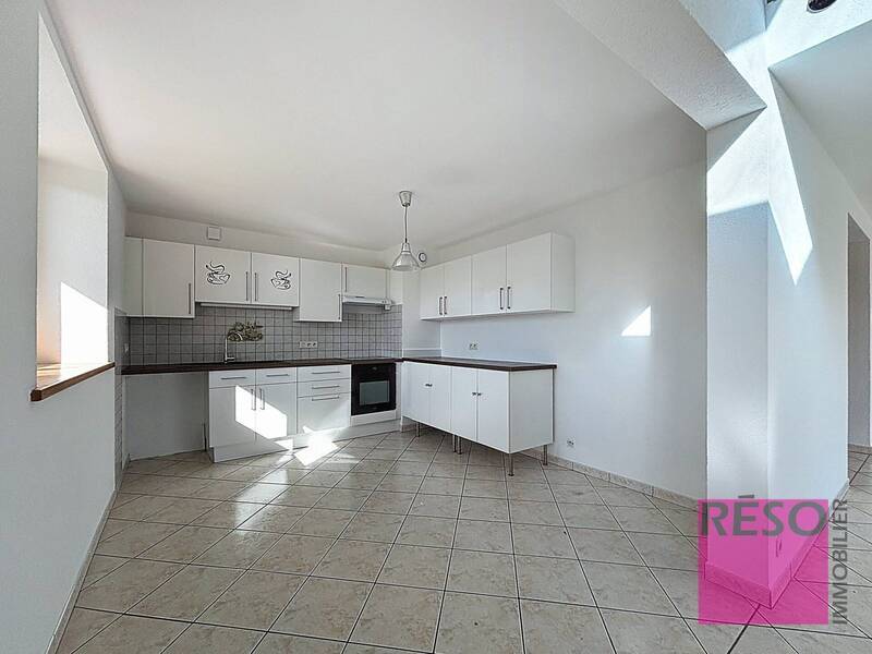 Location maison 4 pièces 147 m² à Feigères 74160 - 2 350 €