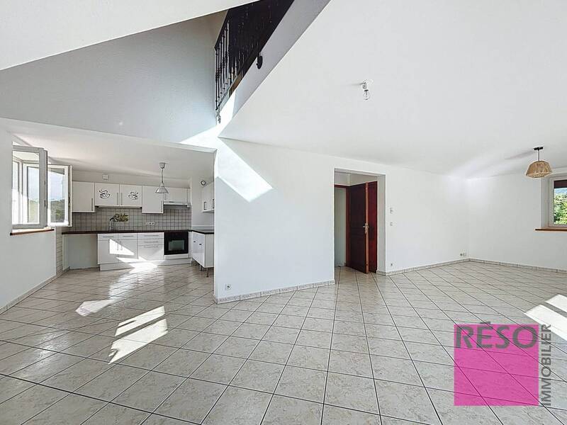 Location maison 4 pièces 147 m² à Feigères 74160 - 2 350 €