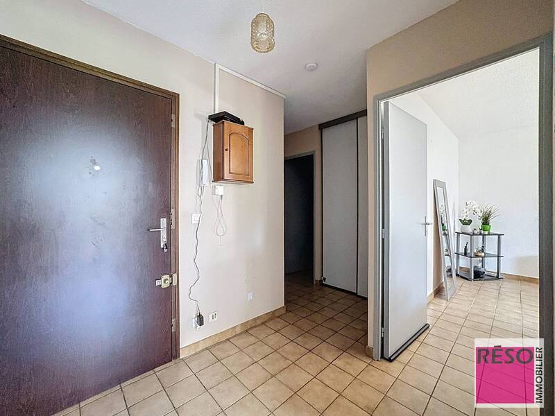 Rent apartment 2 rooms 57.23 m² in Ville-la-Grand 74100 - 1 172 €