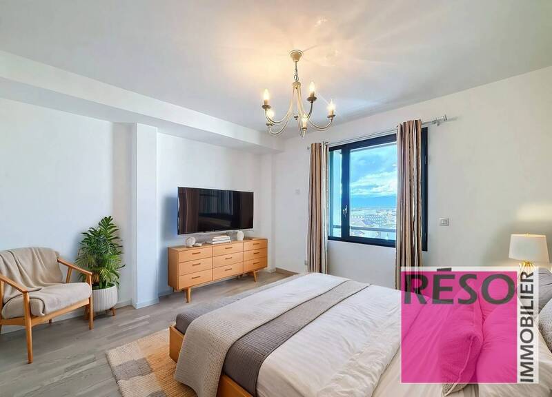 Rent apartment 6 rooms 142 m² in Annemasse 74100 - 2 500 €