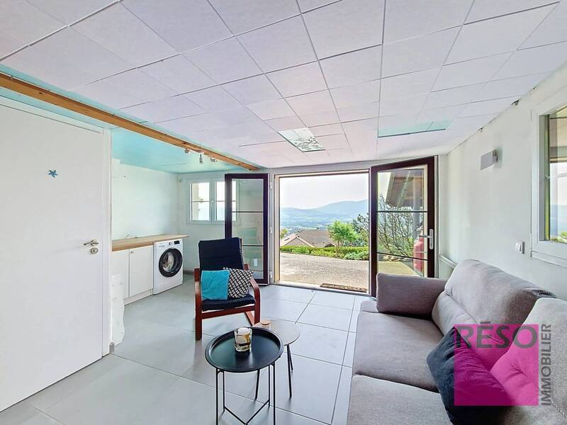 Buy house 6 rooms 150 m² in Cranves-Sales 74380