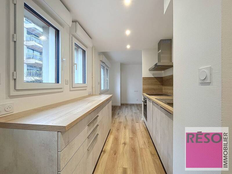 Location appartement 1 pièce 30 m² à Annemasse 74100 - 1 150 €
