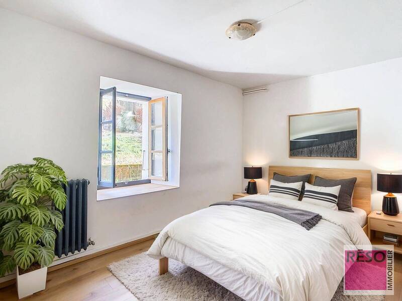 Buy house 6 rooms 182 m² in Saint-André-de-Boëge 74420