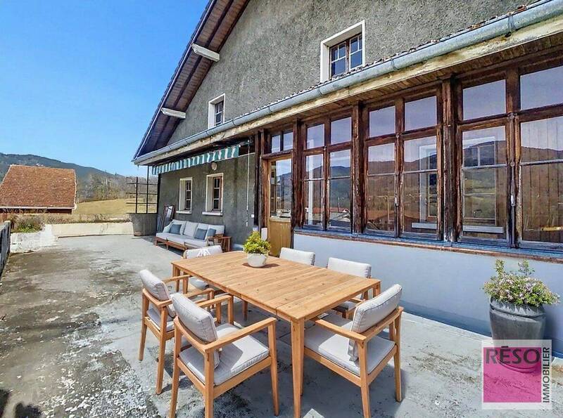 Buy house 6 rooms 182 m² in Saint-André-de-Boëge 74420