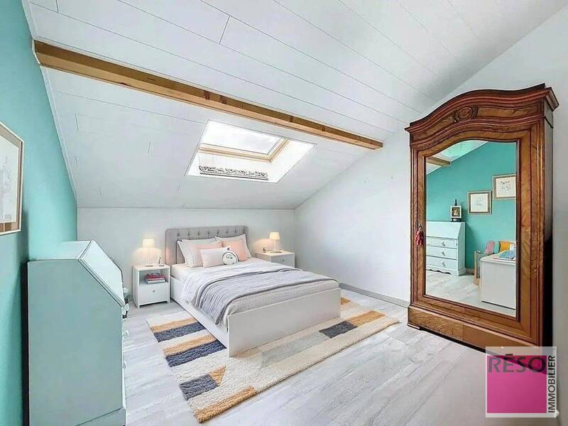 Buy house 4 rooms 113 m² in Cranves-Sales 74380