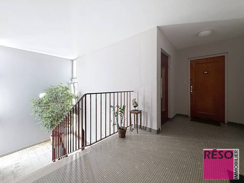Buy apartment 4 rooms 106 m² in Annemasse 74100