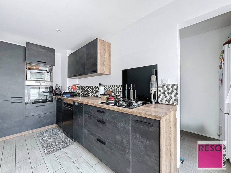 Location appartement 4 pièces 105 m² à Annemasse 74100 - 1 850 €